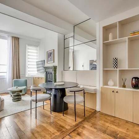 Pick A Flat's In Louvre - Rue Coquillere Apartment